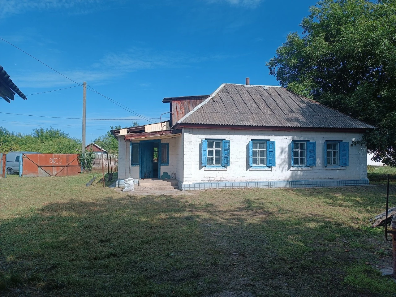 Будинок с. Білозіря