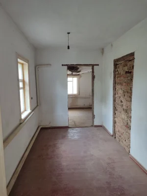 Продаж 1/2 будинку в місті Сміла.