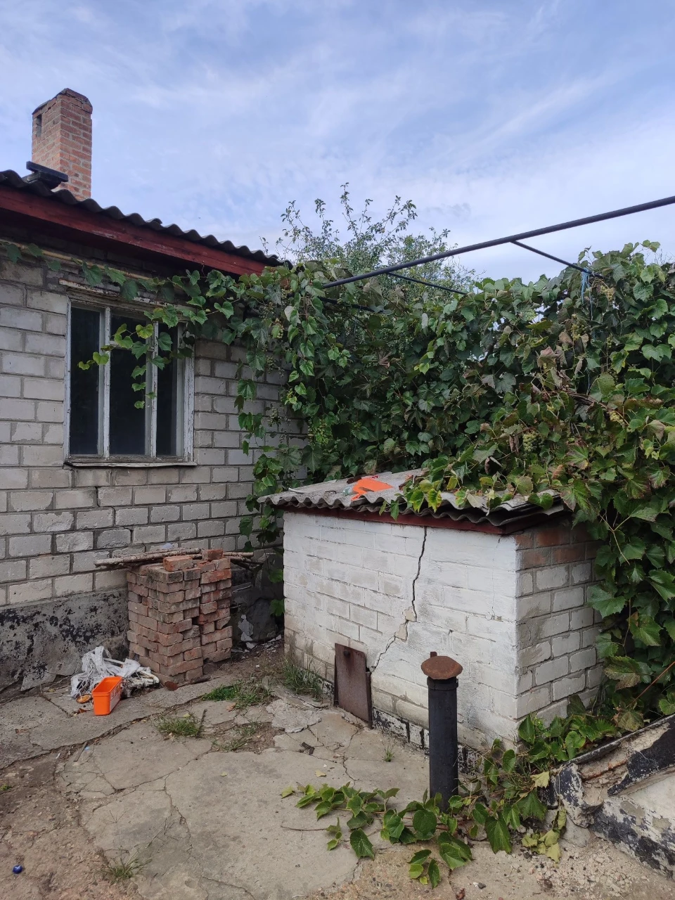 Продаж 1/2 будинку в місті Сміла.