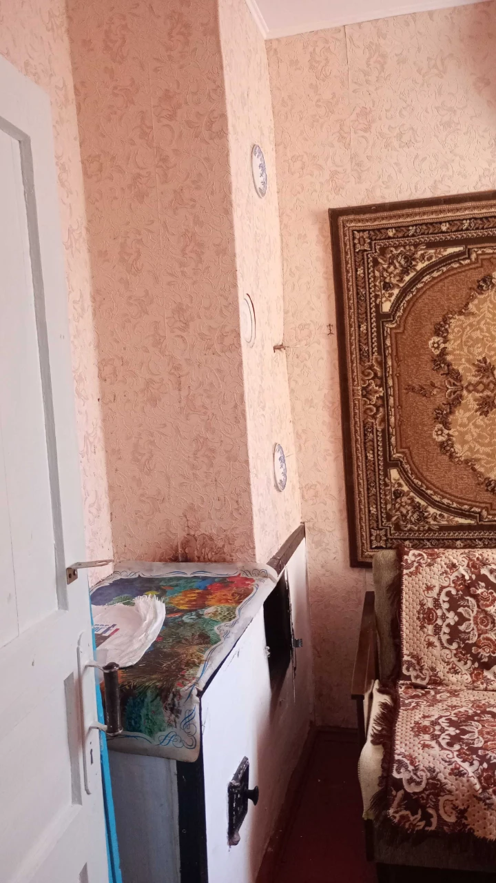 Трикімнатна квартира в одноповерховому будинку, район Павлов