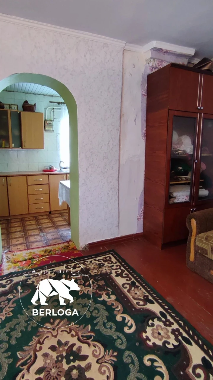 Продаж 1/2 будинку ( центр)