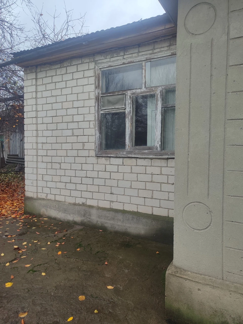 Продаж частини будинку в місті Сміла, центр міста.