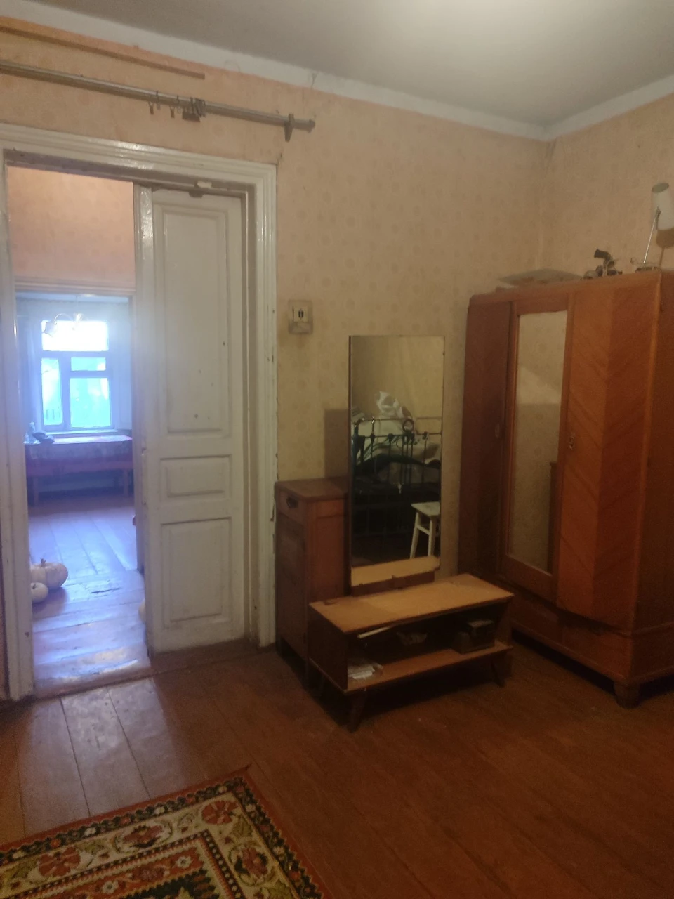 Продаж частини будинку в місті Сміла, центр міста.