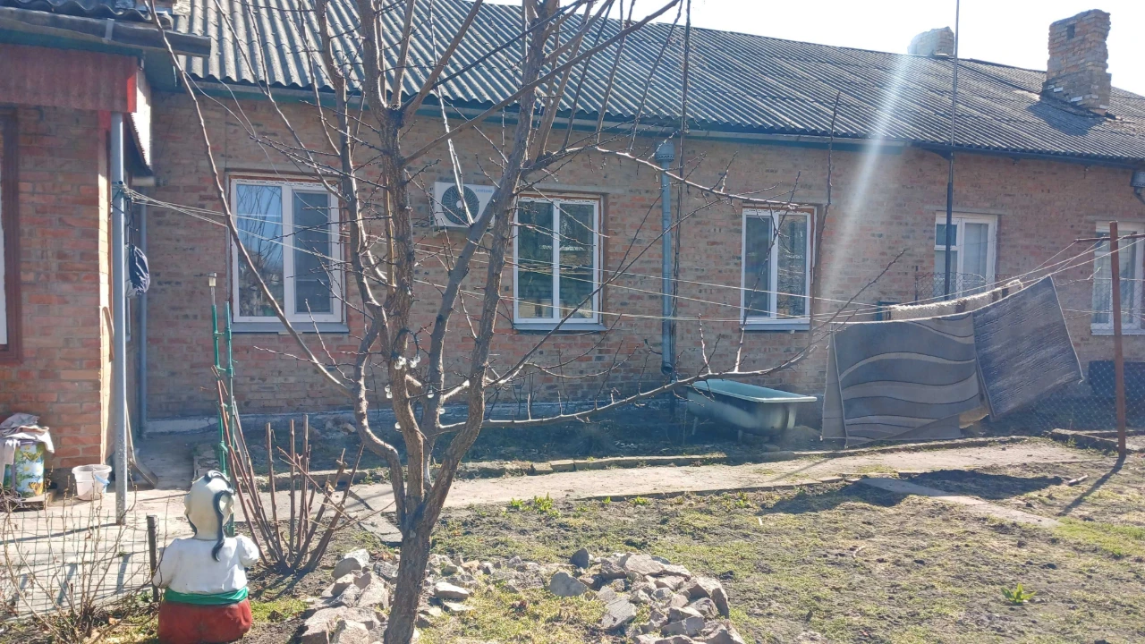 Продаж частки будинку в центрі міста