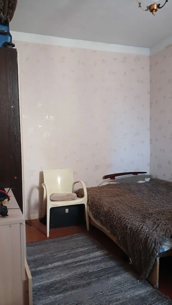 Продаж частки будинку в центрі міста