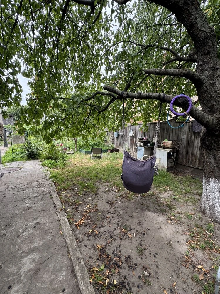 Продам частину будинку