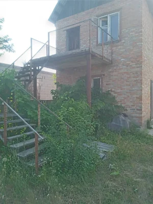 Продається недобудований будинок