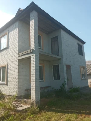Продається недобудований будинок