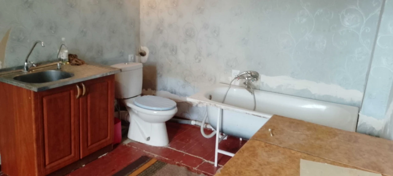 Продається частина будинку