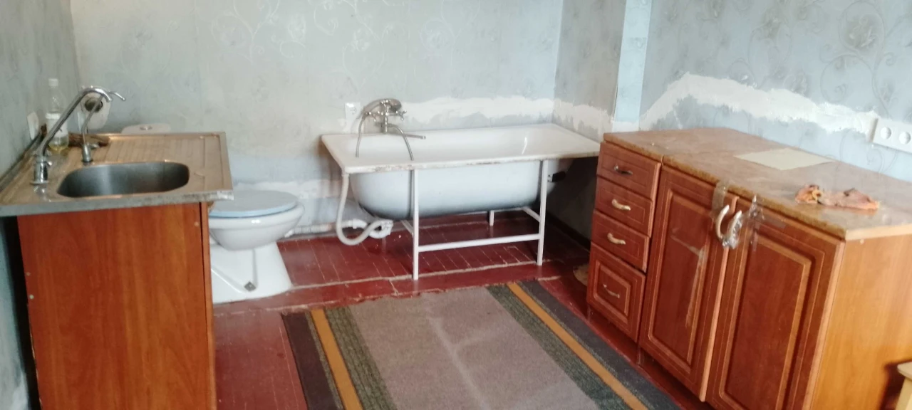 Продається частина будинку