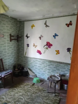 Продам по договору дарчі пів будинку