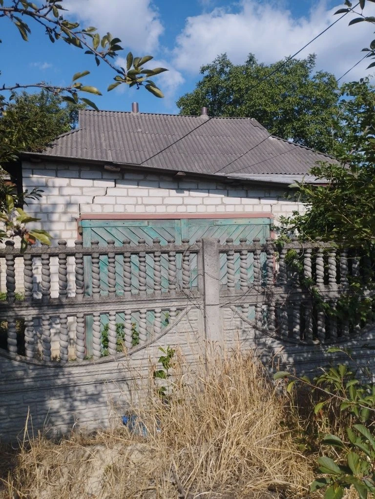 Продаж частини будинку