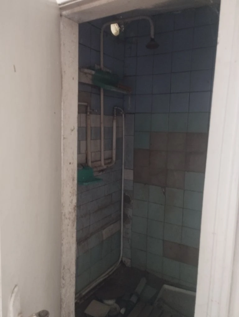 Продаж частини будинку