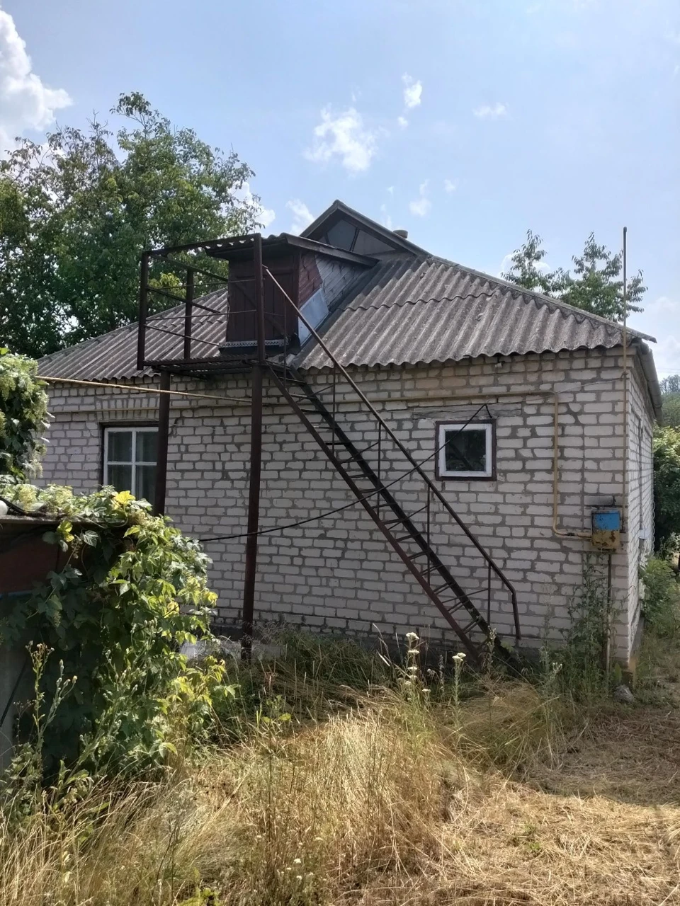 Продається добротний будинок