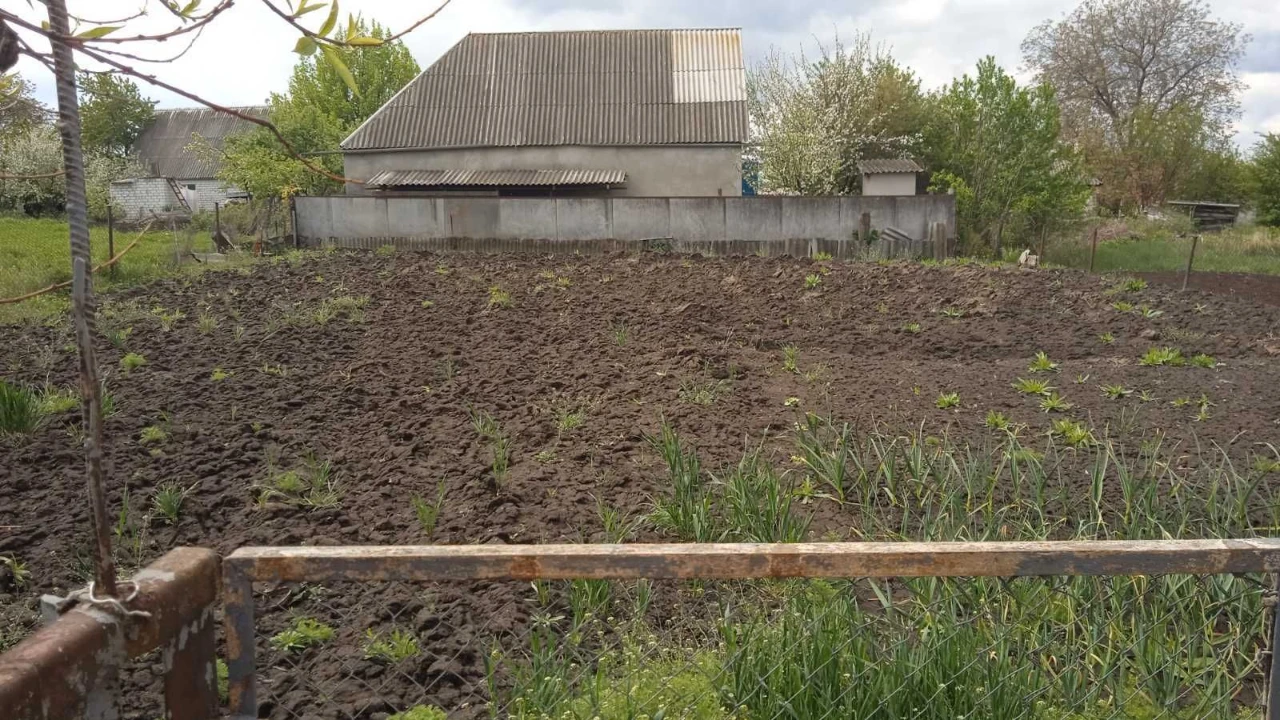 Продається будинок у м. Тальне