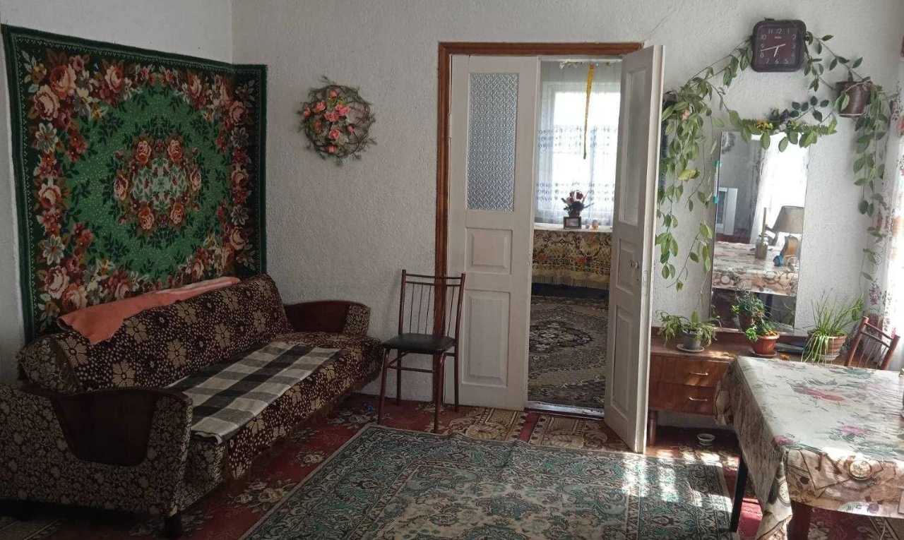 Продається будинок у м. Тальне