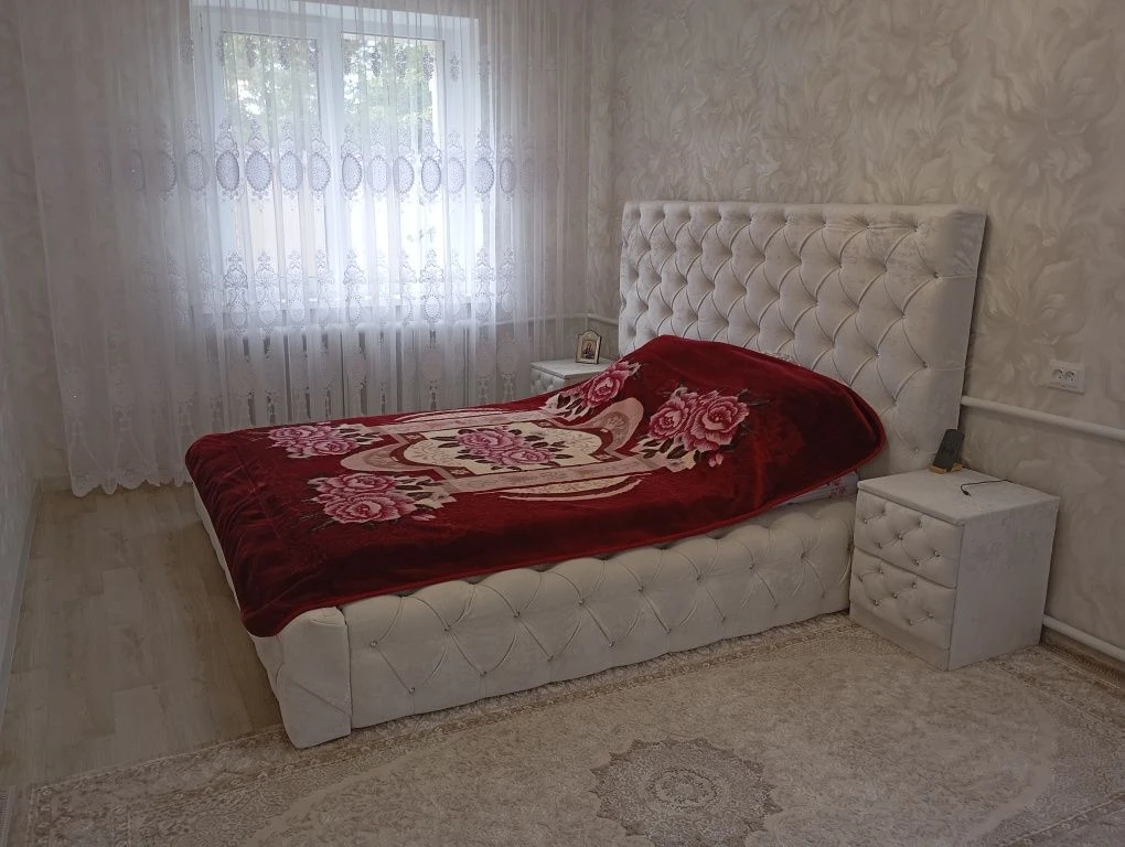 Продається два житла в одному дворі