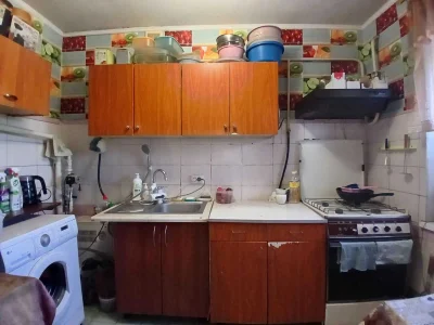 Продаж окремого будинку