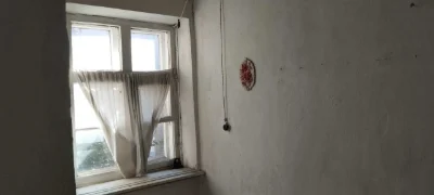 частина будинку з окремим входом