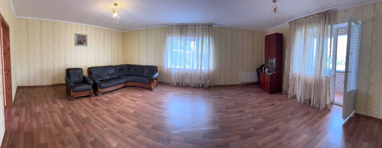 продаж приватного будинку