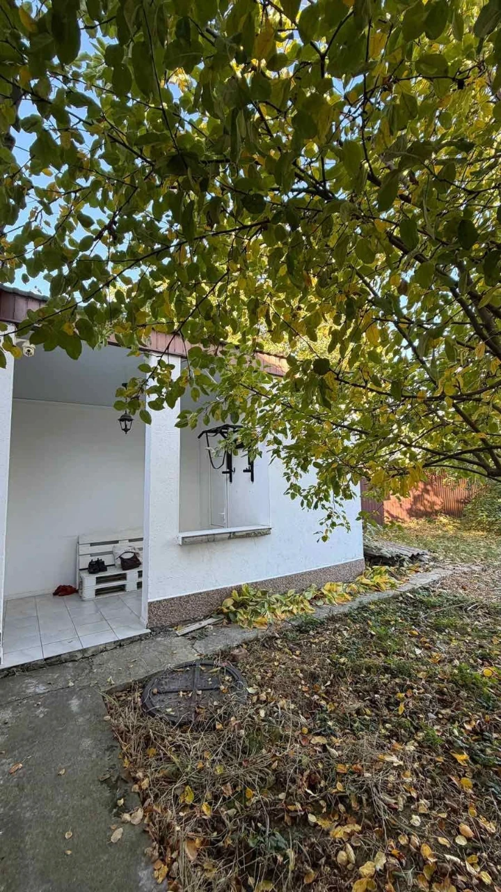 Продаж частини будинку