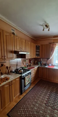 Продаж частини будинку в центральній частині міста