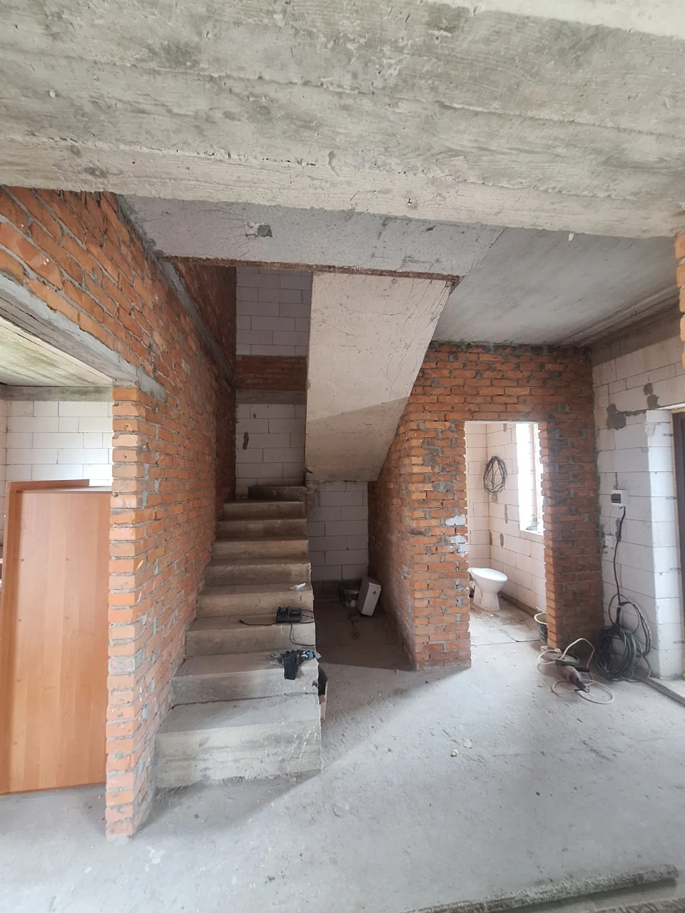 Продаж таунхаусу р-н 14 школи