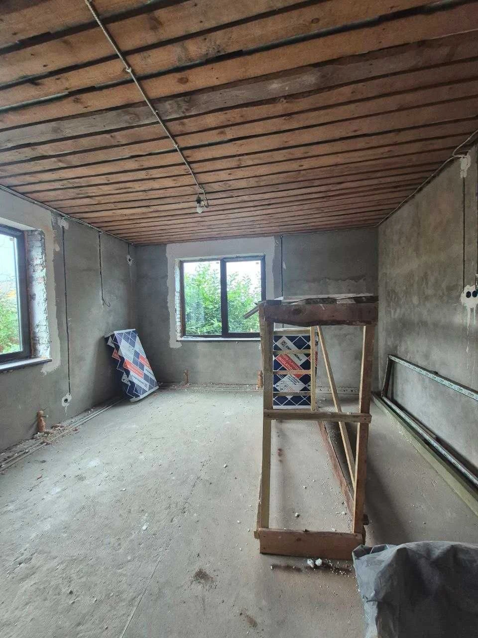 Продаж сучасного півбудинку (таунхауса) у престижному районі