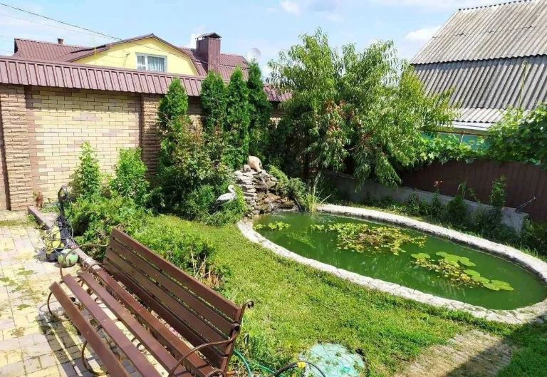 Продам мебльований будинок, повністю готовий до нових господ