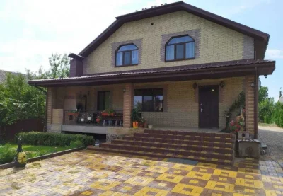 Продам мебльований будинок, повністю готовий до нових господ