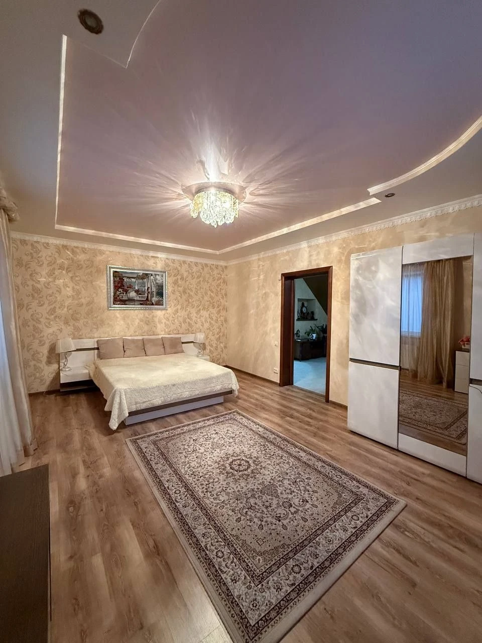 Продаж будинку по вул. Пілотів