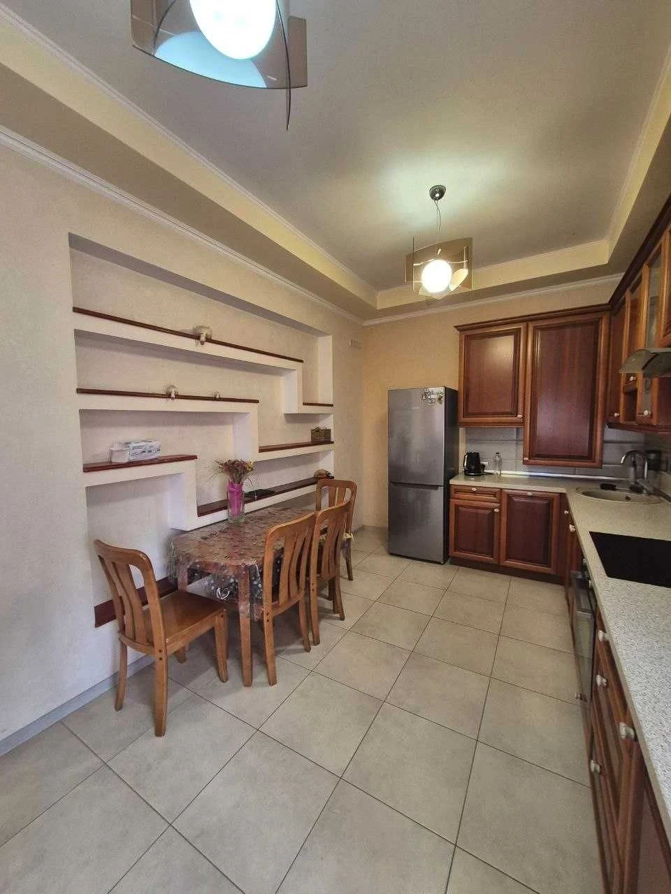 Продам БУДИНОК 110 кв.м. Естетика комфорту. 18 соток. рн № 3