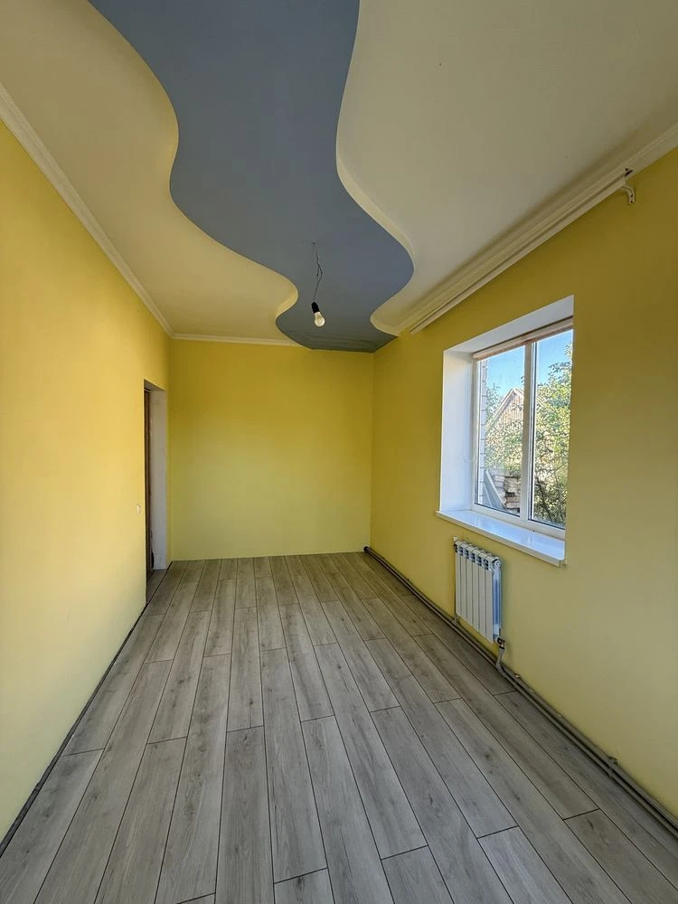 Будинок у Чигирині — 124,4 м², 4 кімнати, 8 соток, гараж