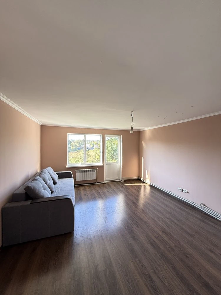 Будинок у Чигирині — 124,4 м², 4 кімнати, 8 соток, гараж