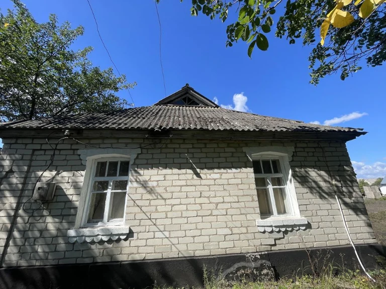 Продаю будинок з меблями
