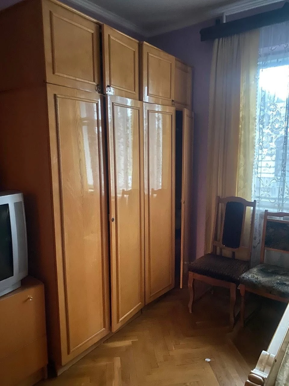 Продається будинок в Карпатах  м.Вижниця готовий до проживан