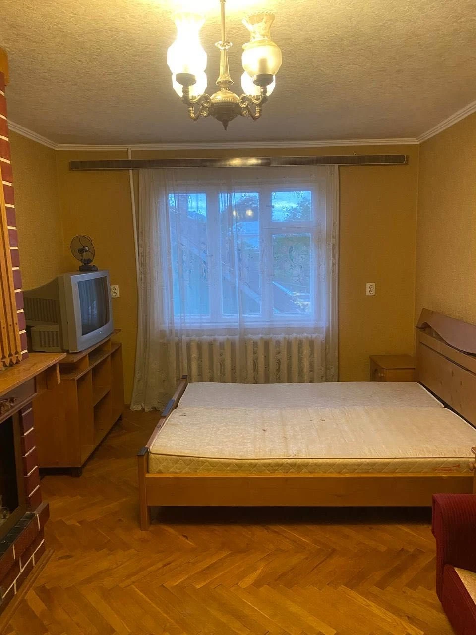Продається будинок в Карпатах  м.Вижниця готовий до проживан