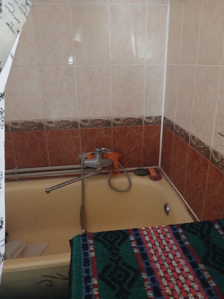 Пропонуємо до продажу затишний та гарний будинок у м.Шпола