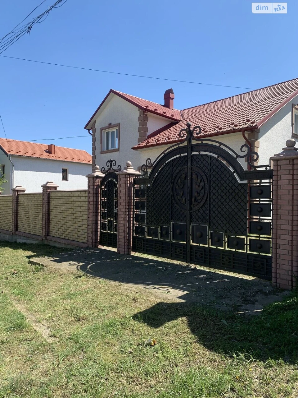 Продаж Дім