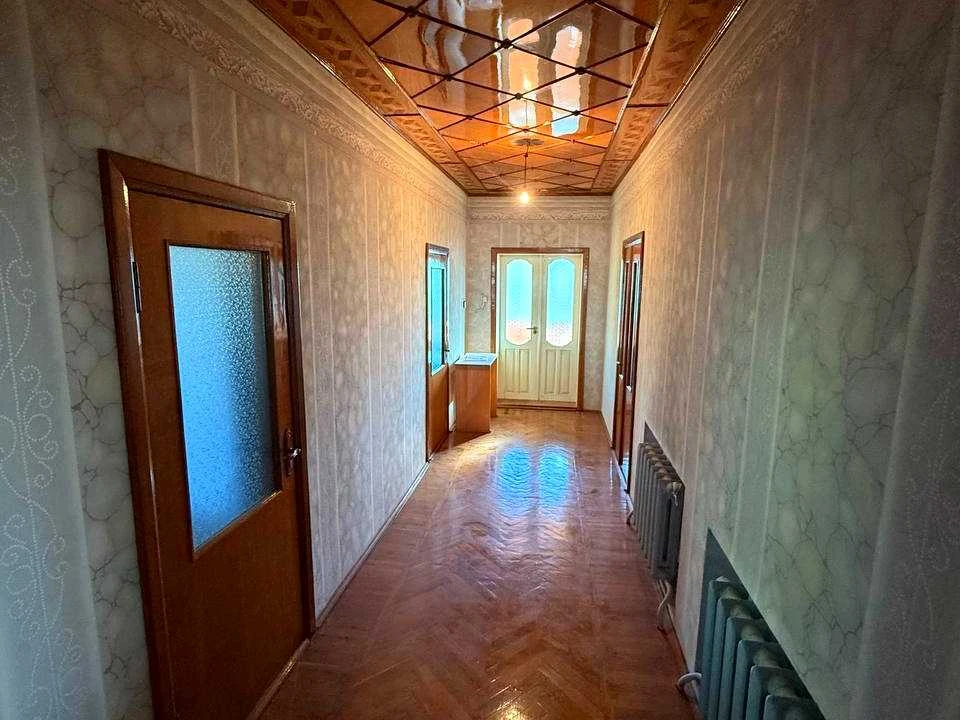 Будинок. Новоселиця, Центральна вул.
