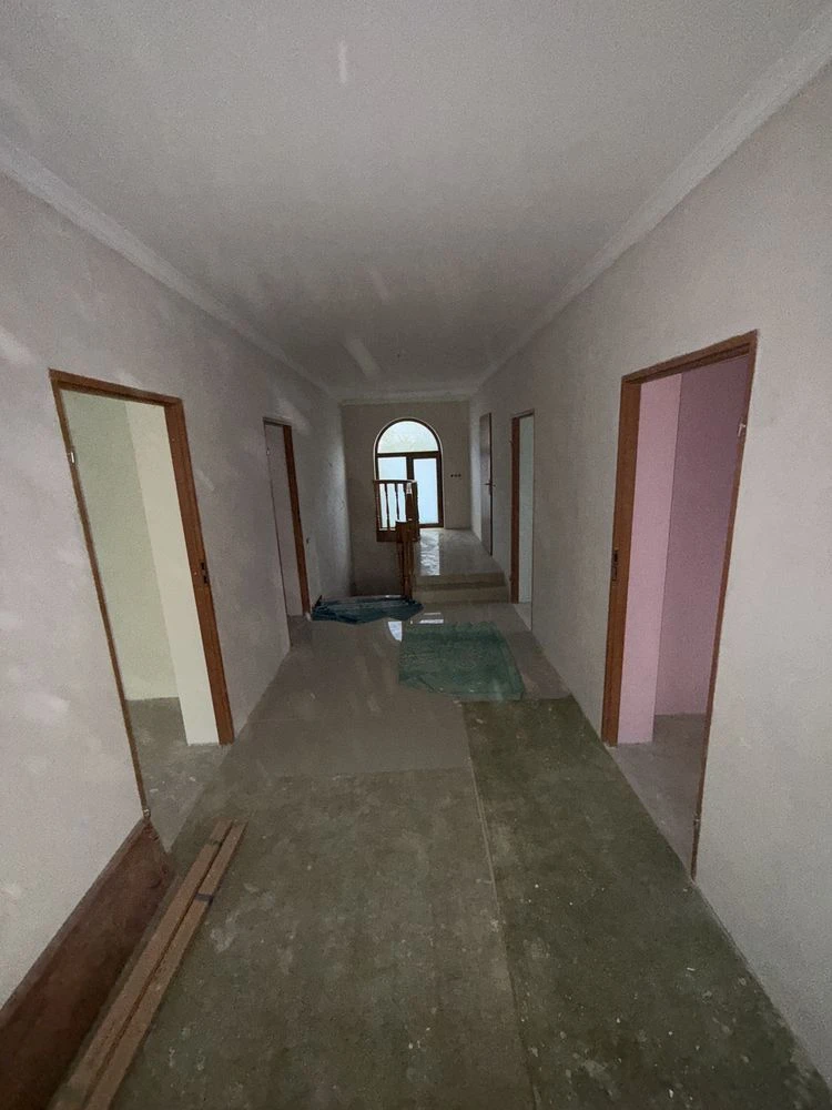 Продаж 5-ти кімнатного будинку, у м. Новоселиця!