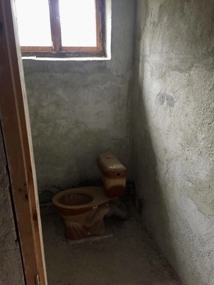 Продам будинок  біля р. ДНІСТЕР