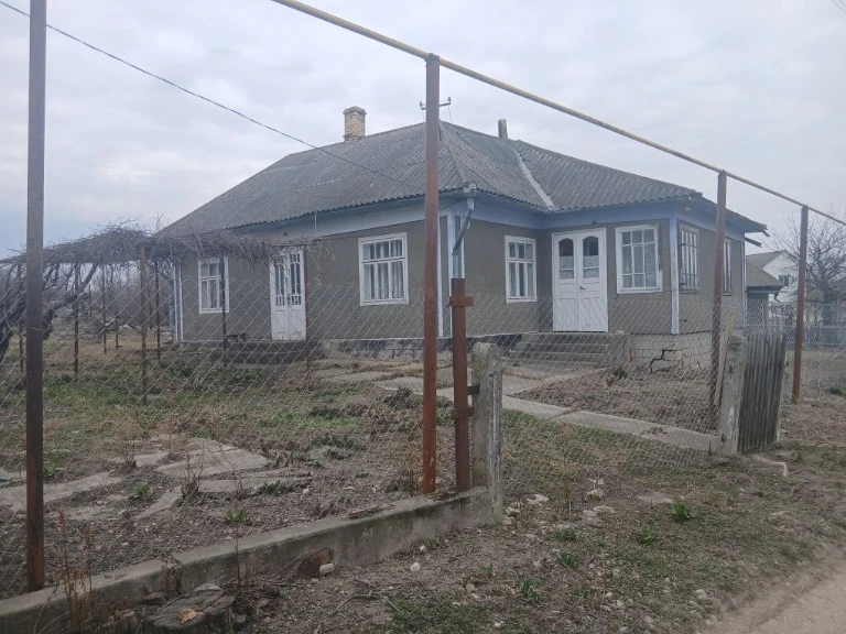 Продам  будинок .
