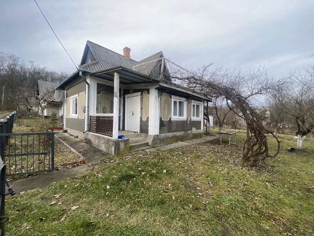 Продам дачу на варниці