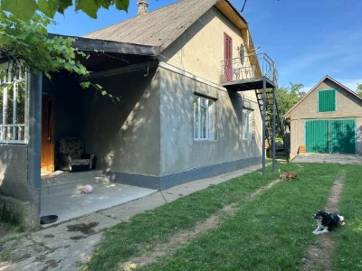 Продам будинок в місті Хотин