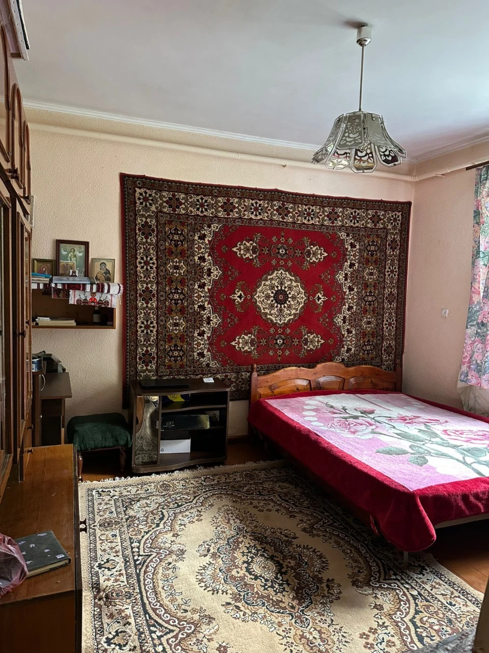 Продам будинок в місті Хотин