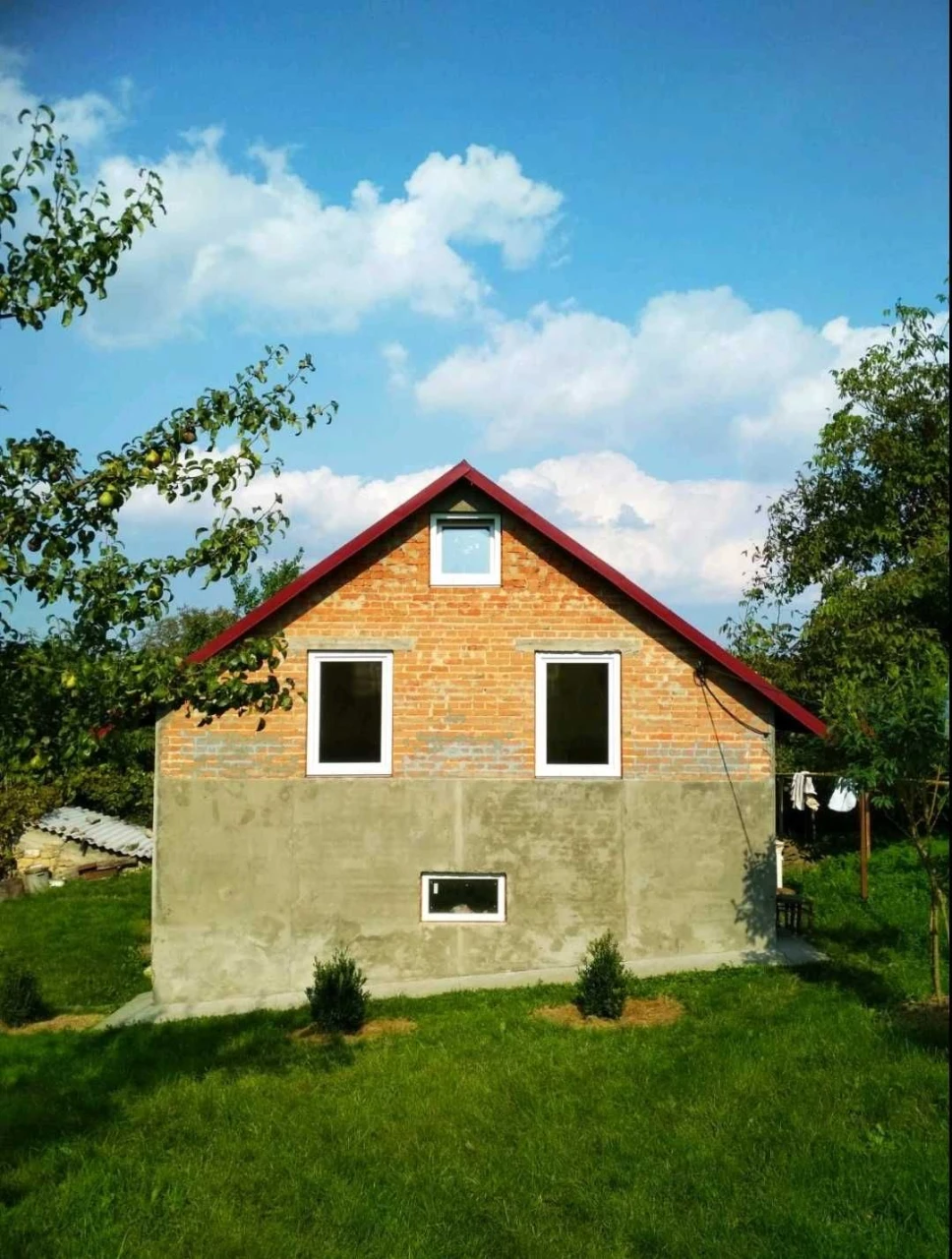 Продається будинок в м. Хотин Чернівецької області поблизу ф
