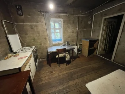 Будинок з газовим опаленням в центрі села Курінь