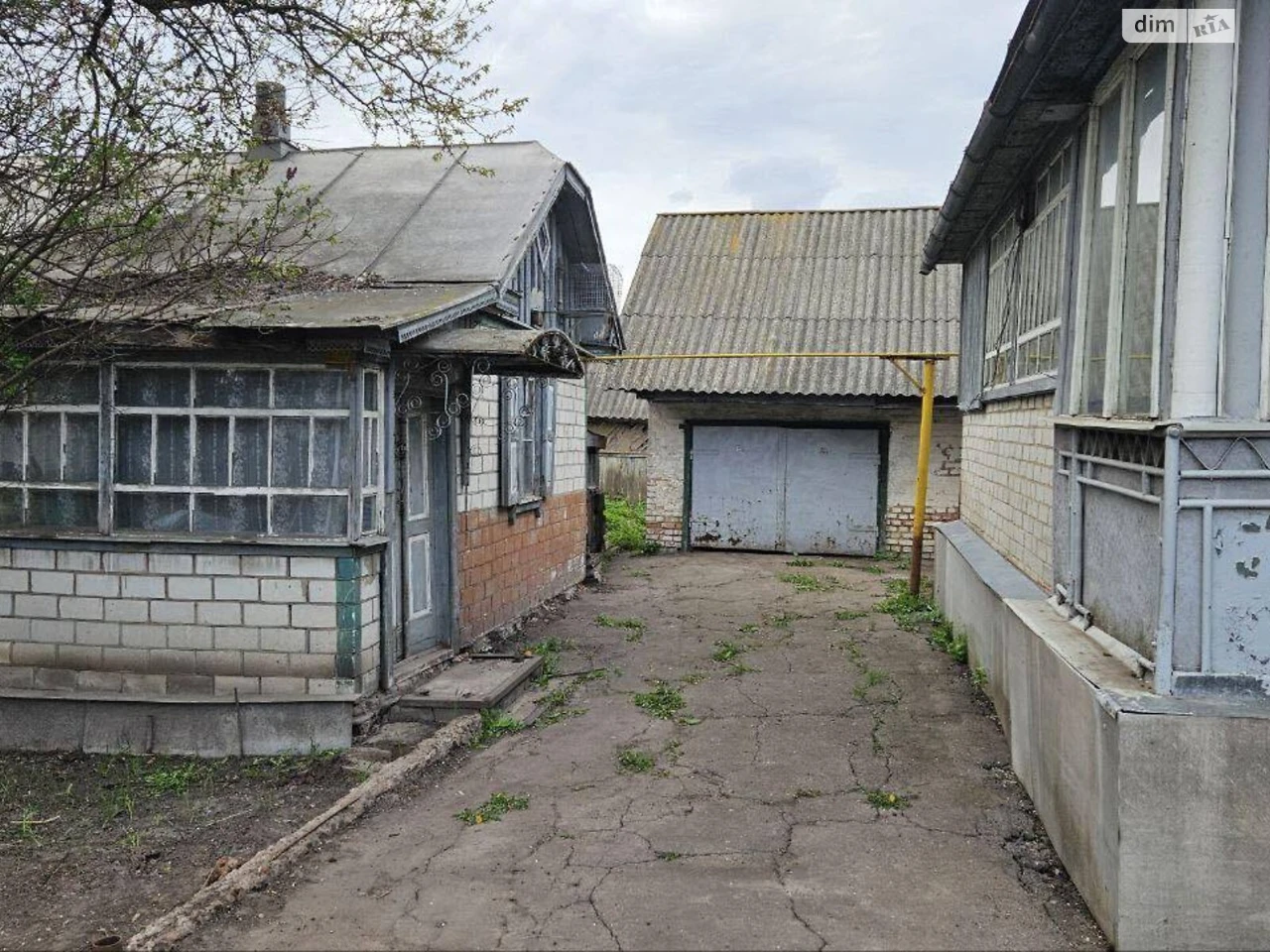 Продаж Дім