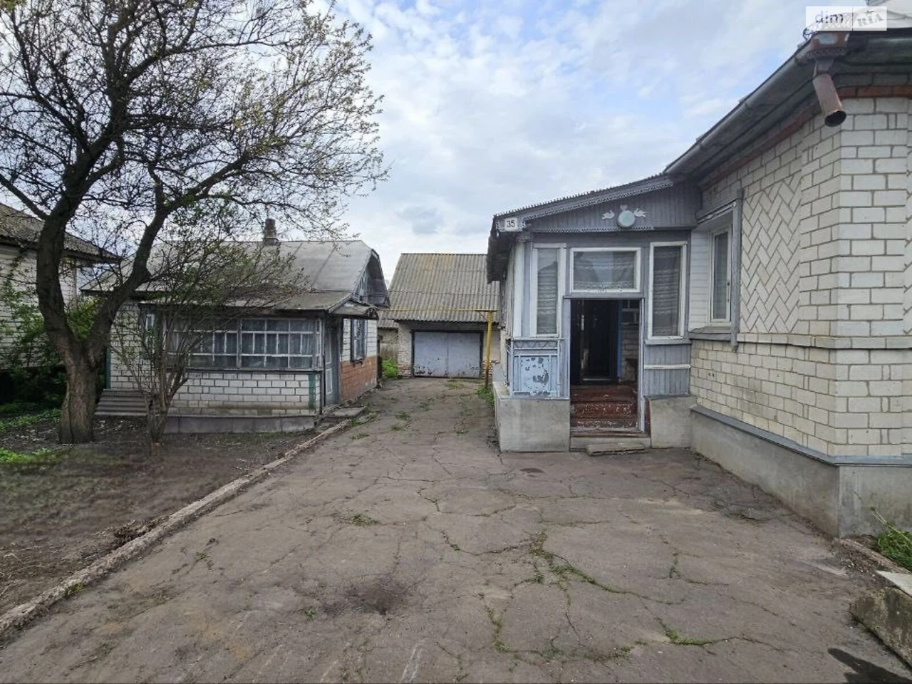 Продаж Дім